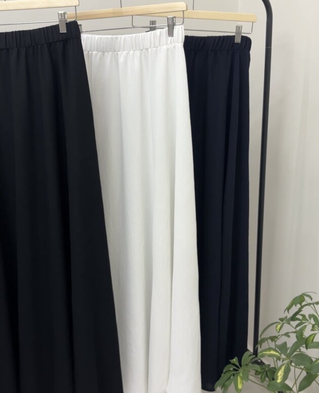 تنورة دبل كلوش